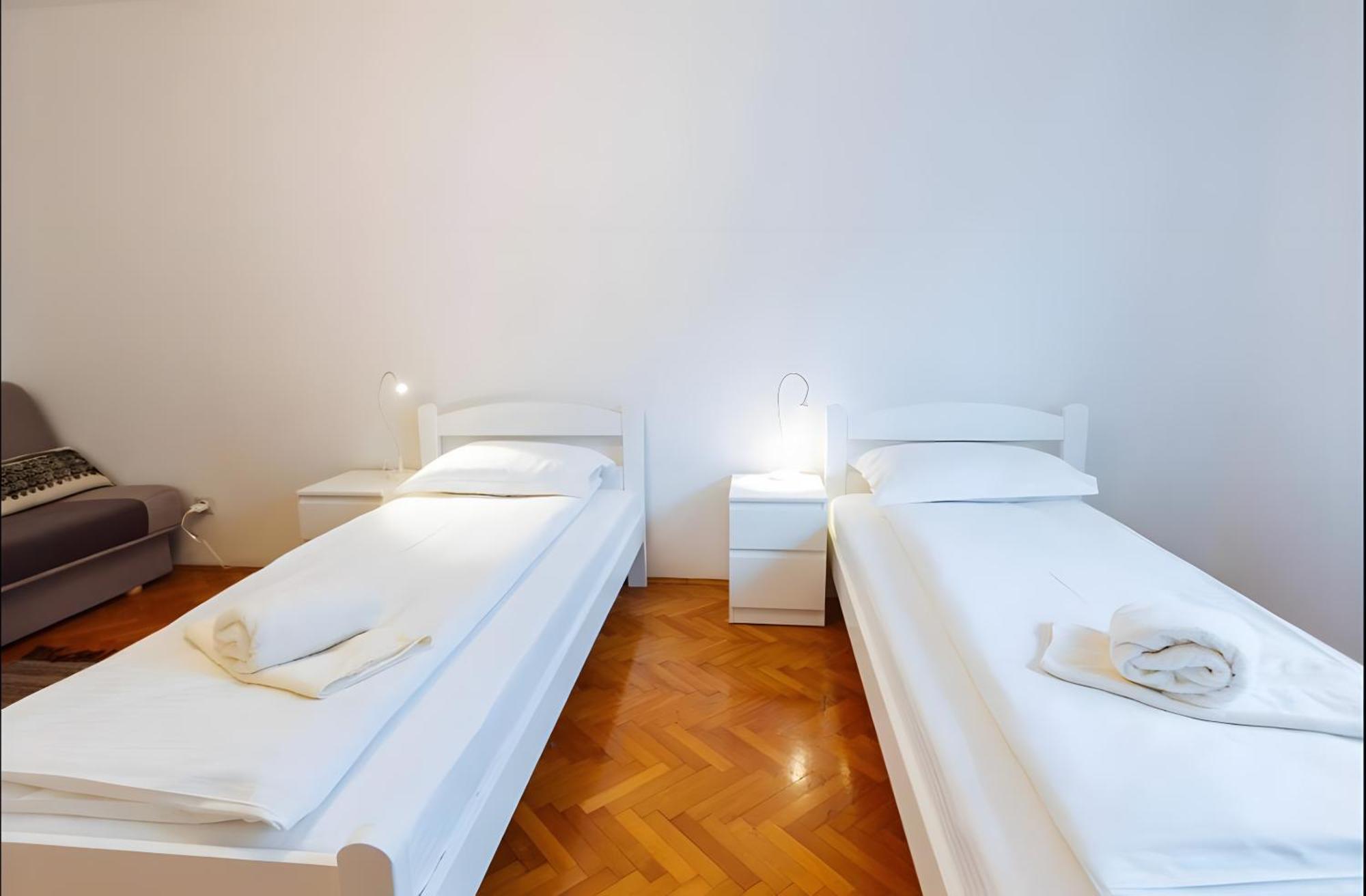 Guest house Emona
